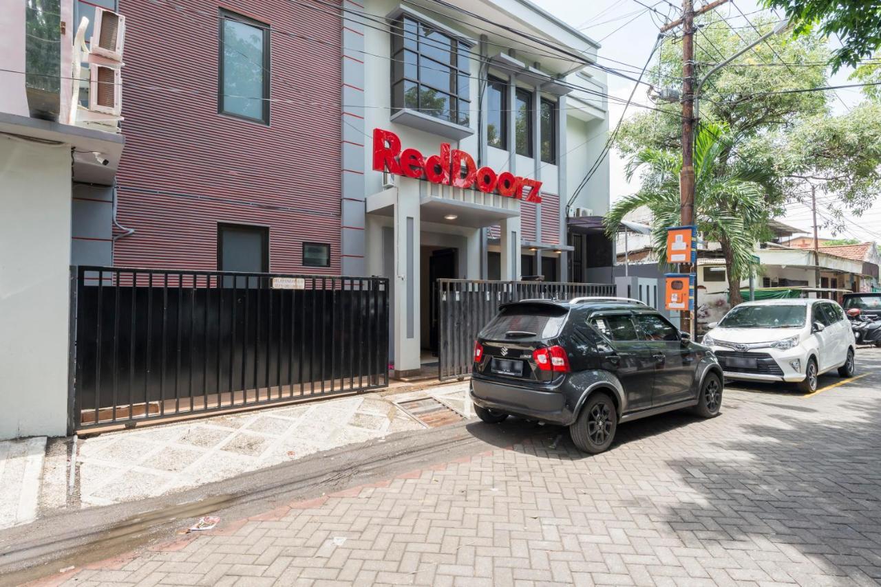 Reddoorz Near Grand City Mall 2 Surabaya Exterior photo