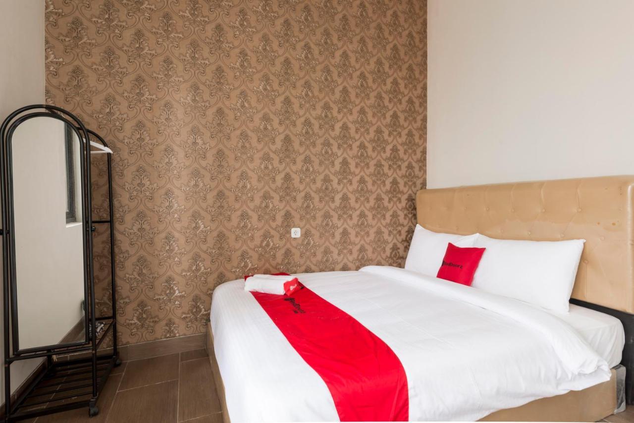Reddoorz Near Grand City Mall 2 Surabaya Exterior photo