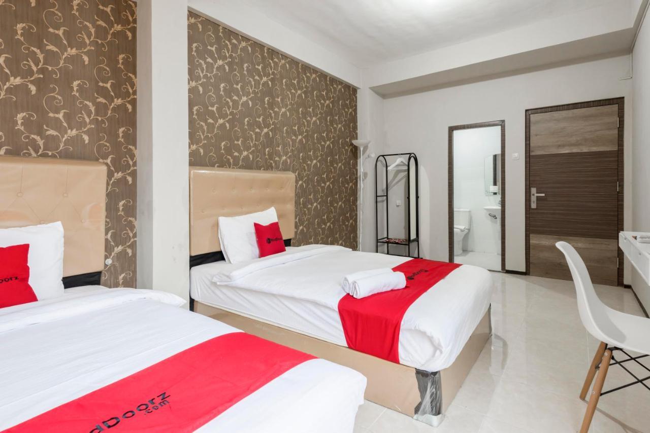 Reddoorz Near Grand City Mall 2 Surabaya Exterior photo